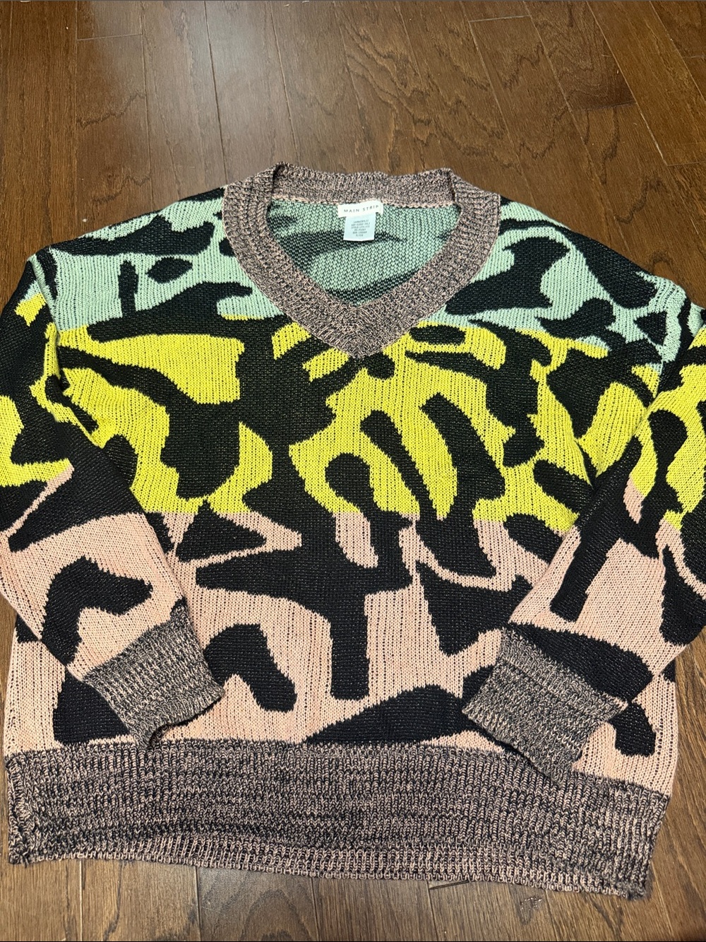 Main Strip abstract sweater- Women’s S